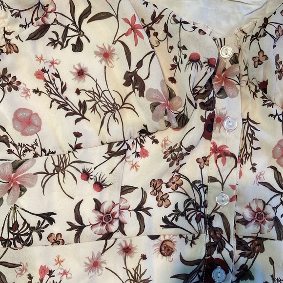 Sage White Floral Button-Front Dress - Picture 5 of 8